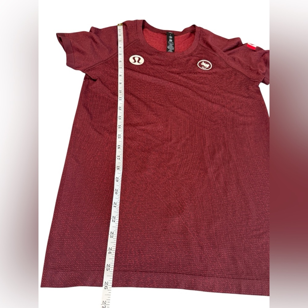 Lululemon 🇨🇦 Team Canada Swiftly Tech Short Sleeve 2.0 Maroon Burgundy Women's 8 - Picture 10 of 13